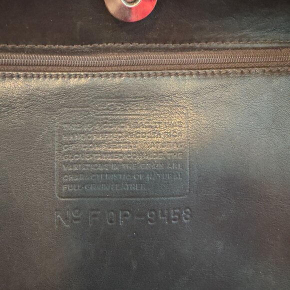 Vintage Coach Slim Large Messenger Crossbody Bag in Brown Leather - Picture 11 of 15